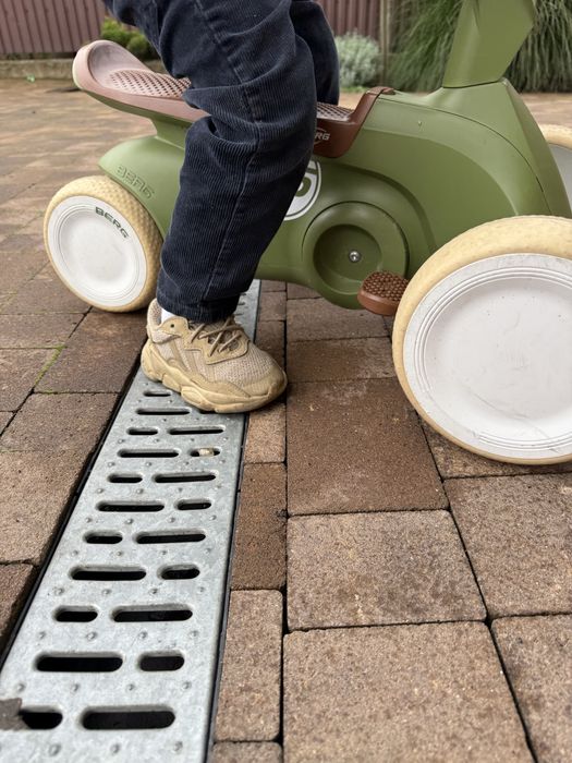 Кросівки дитячі adidas ozweego 24 розмір