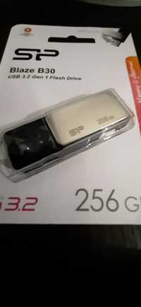Флешка Silicon 256GB USB 3 2