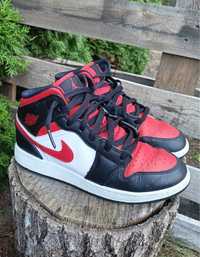 Nike air Jordan 1 mid GS fire red