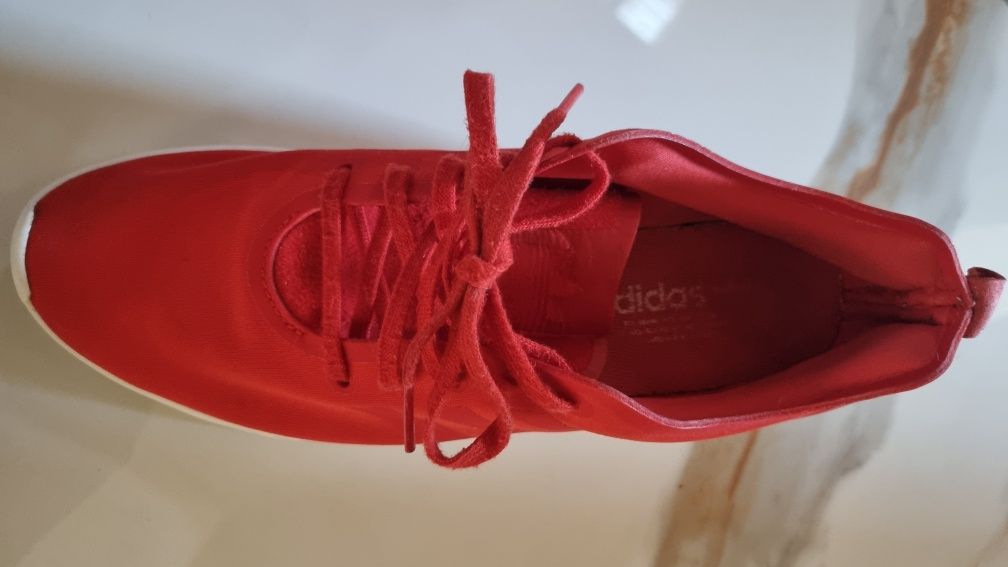 Buty adidas sportowe r.38 2/3 czerwone lekkie material
