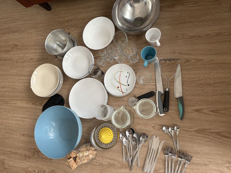 Vários utensílios de cozinha