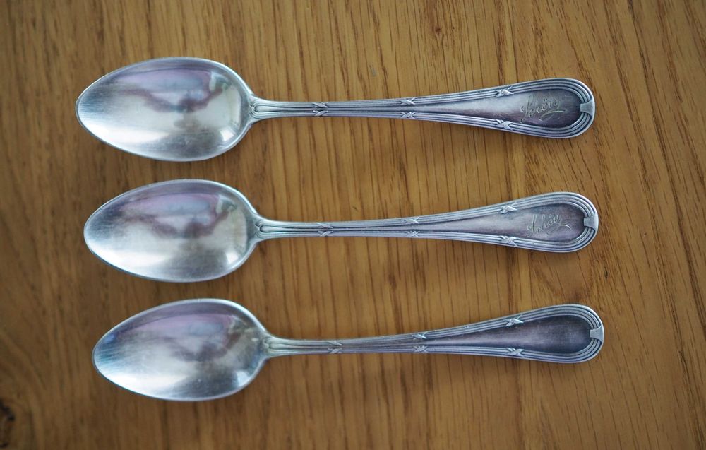 Stare łyżeczki platerowane, sygnowane Wellner Silber