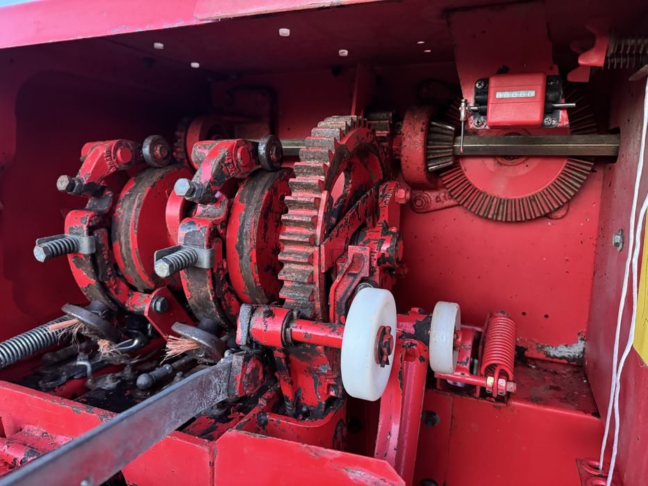 Прес підбирач Пресс-подборщик тюкопрес Велгер WELGER AP42 (AP430-400)