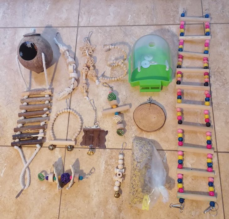 2 Gaiolas e Acessórios