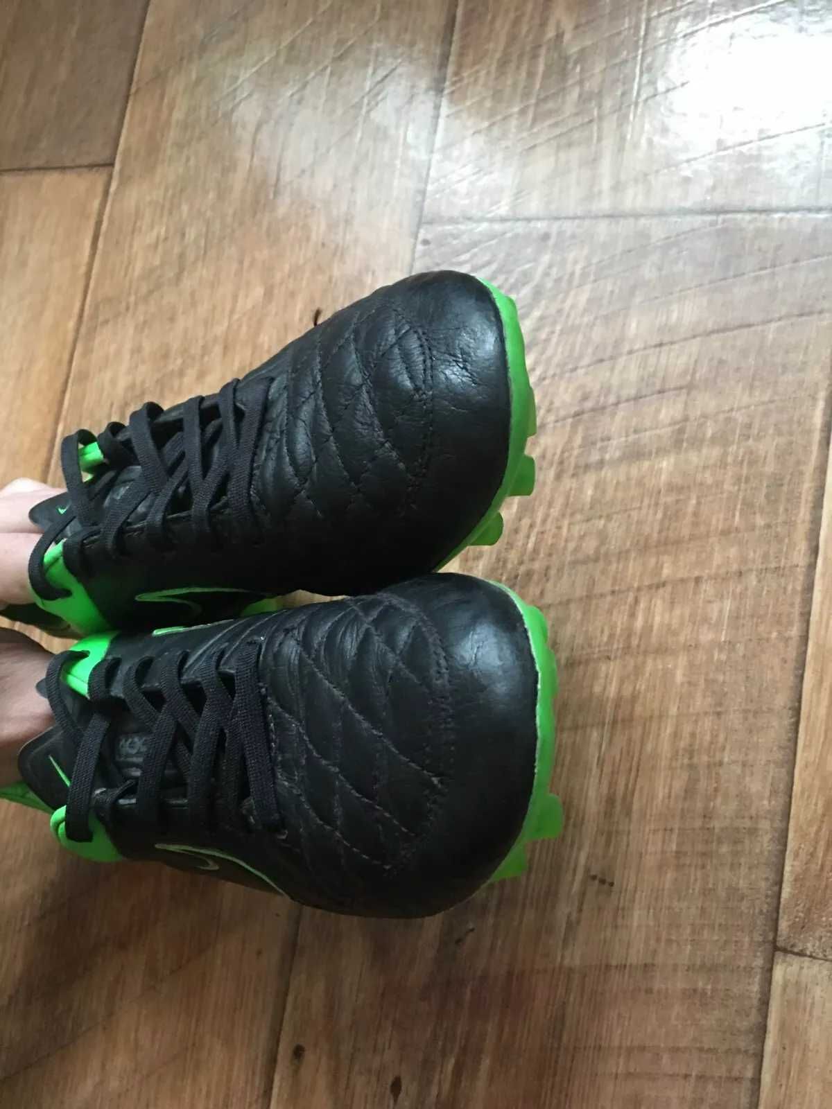 Профессиональные бутсы Nike Tiempo Legend V 5 FG Elite ACC