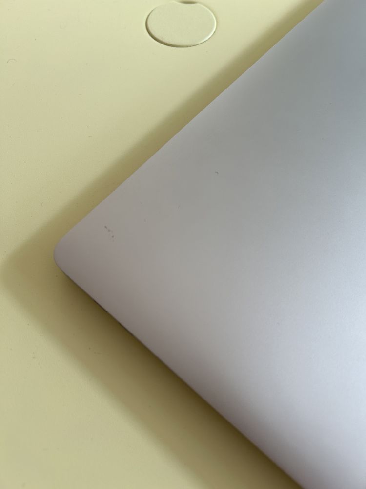 MacBook Pro M1 13,3 8GB memoria e 250GB disco