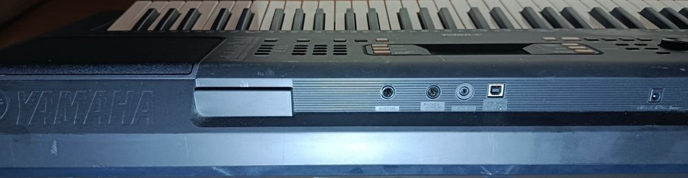 Yamaha PSR -E373 keyboard klawisze