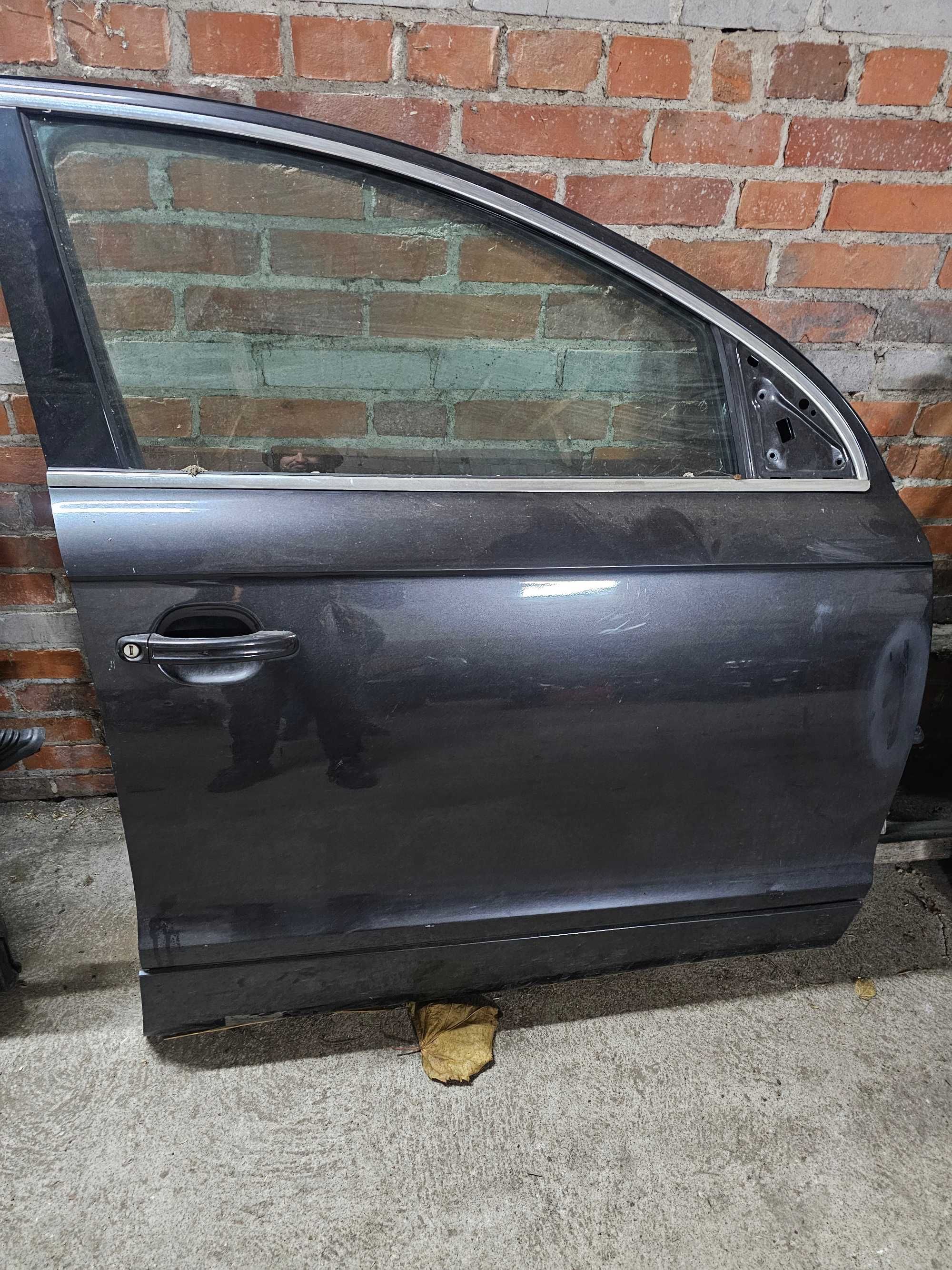 Zderzak Tył Tylny Drzwi Przednie Tył Tylne Prawe Lewe Audi Q7 4L LZ7L