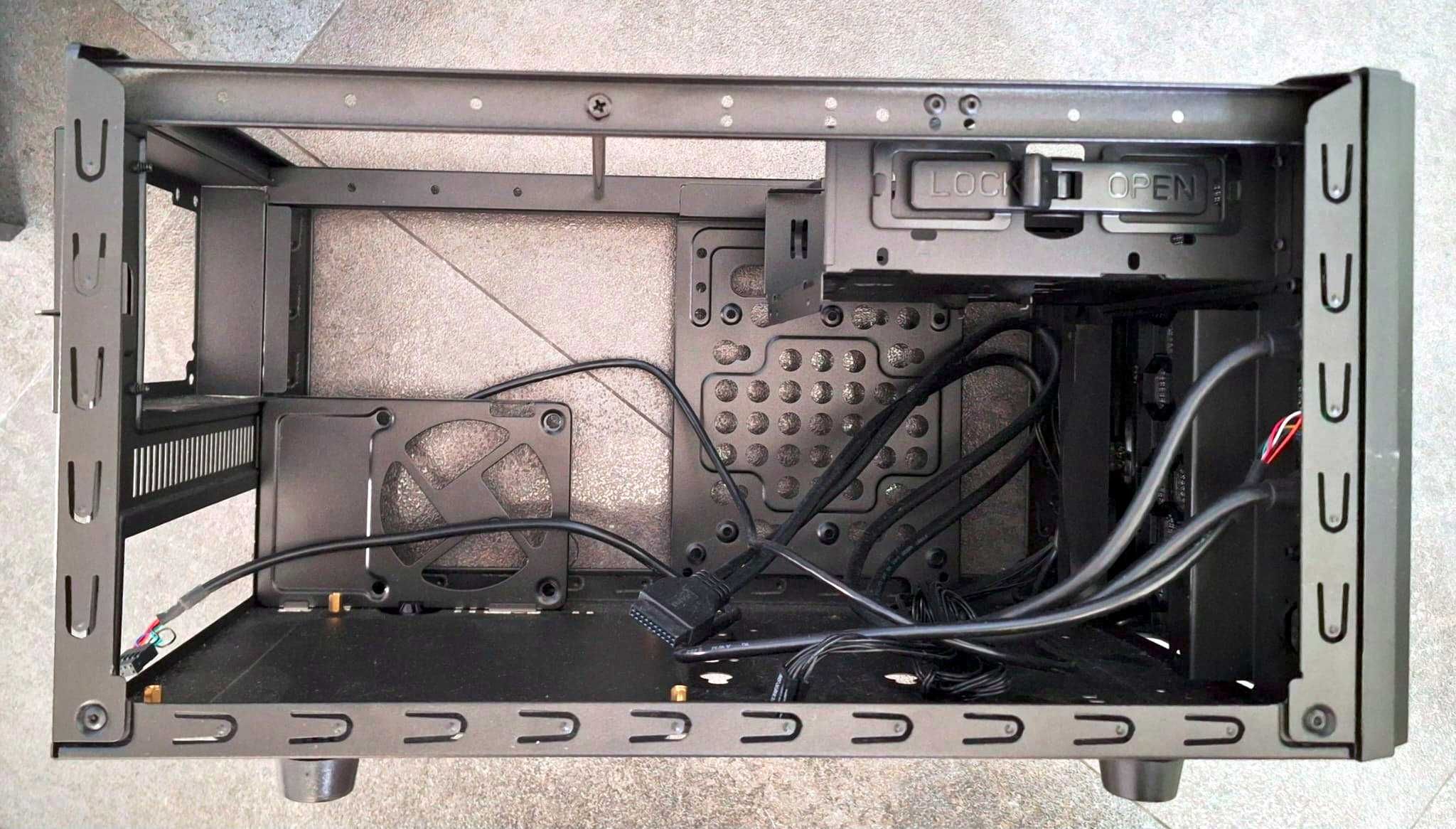Cooler Master Elite 130 mini ITX (343 mm karta grafiki)