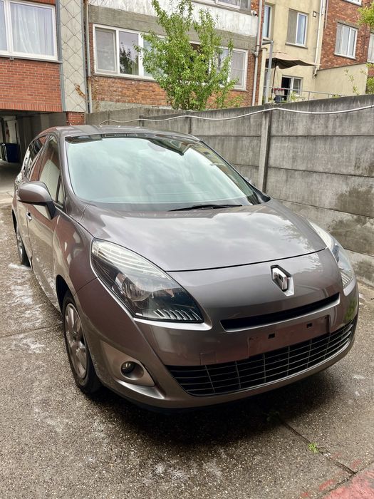 Renault grand scenic
