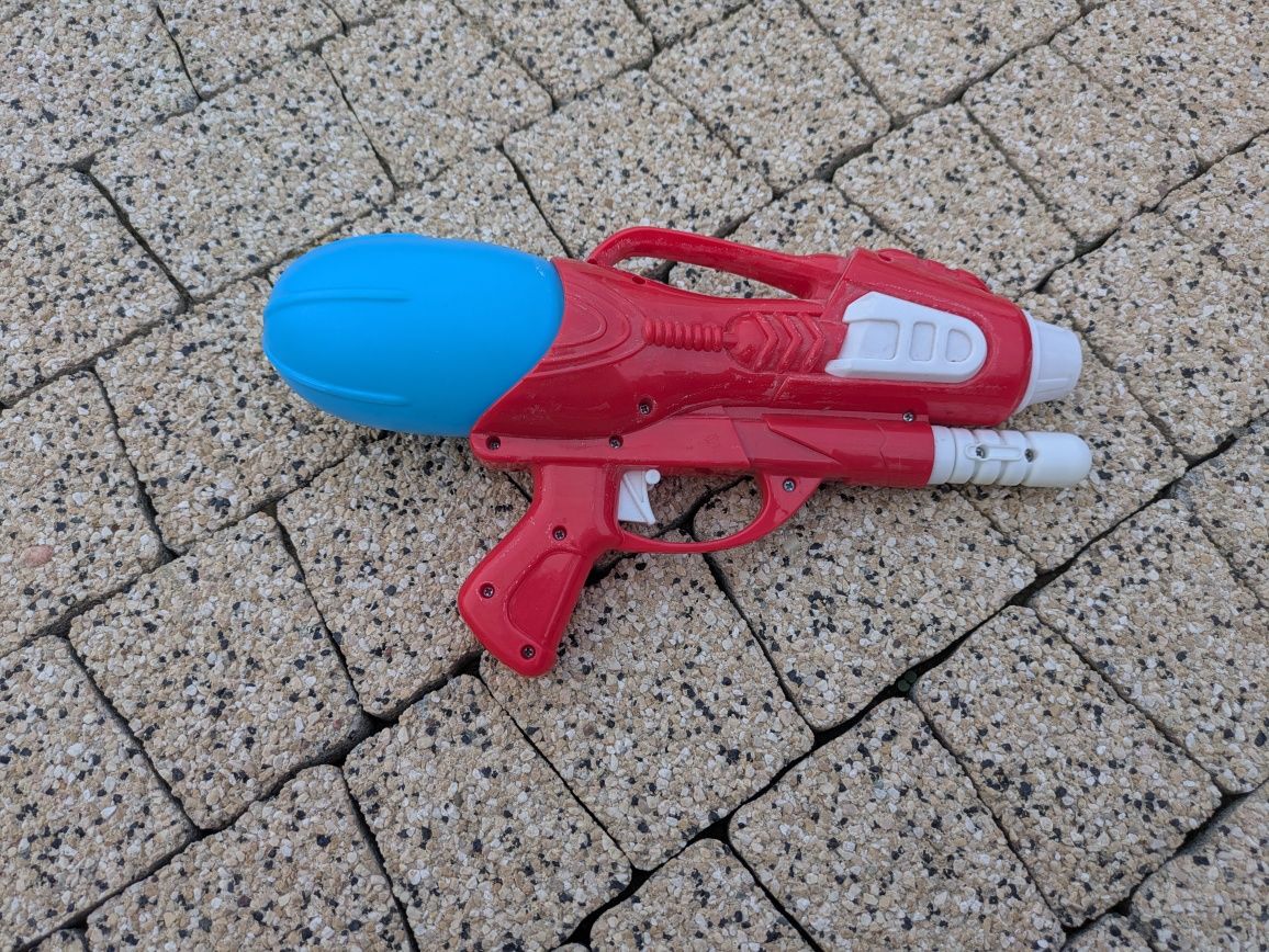 Pistolet Na Wodę