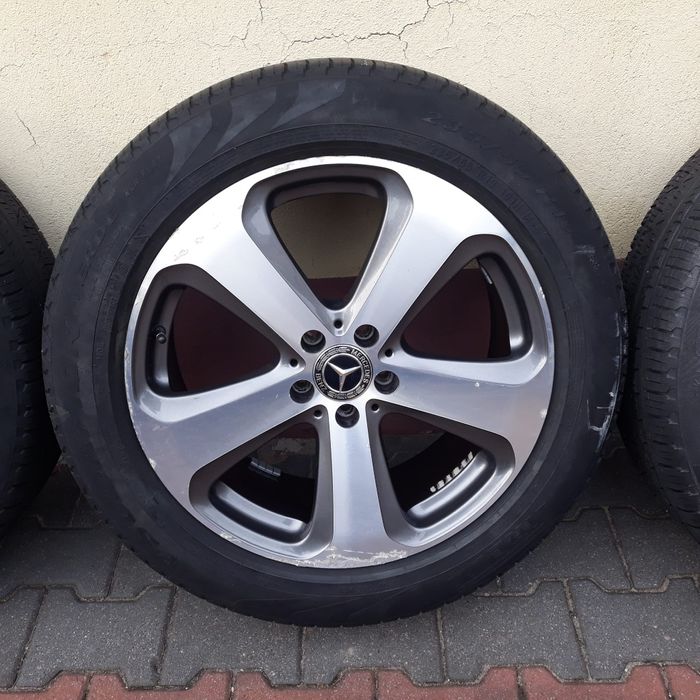 Koła Mercedes opony Pirelli