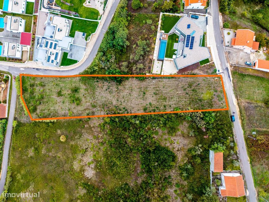 Terreno de 3.487m2 c/ viabilidade de construção