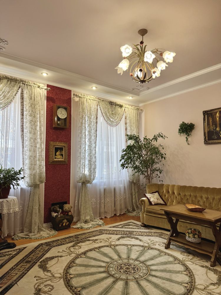 Вишукана СТАЛІНКА в ЦЕНТРі міста, 4 кімнати, 96м2, ремонт  VS