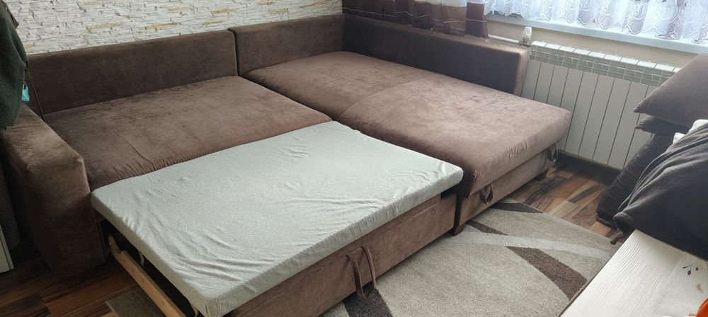 Sprzedam rogówkę narożnik z bardzo dużą pow.spania.