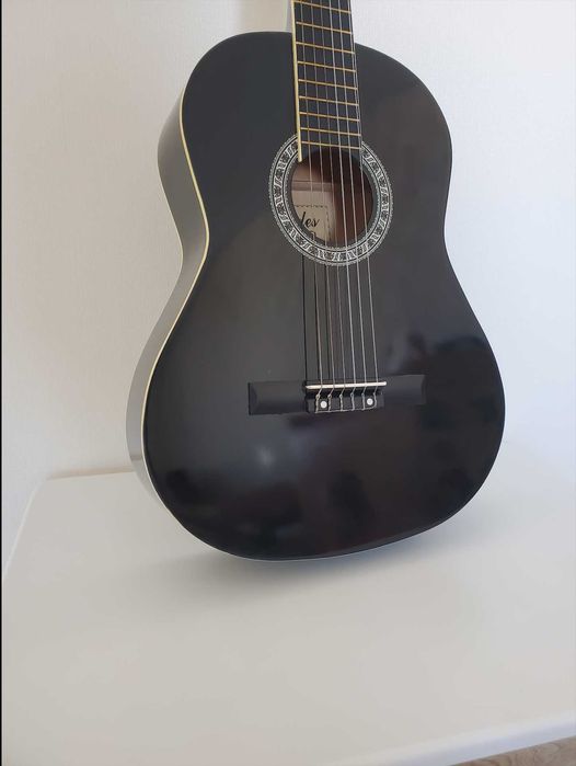 класична гітара для навчання початківцям нова з липи