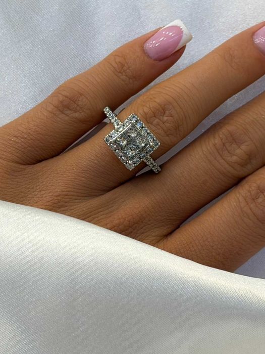 Pierścionek z diamentami naturalnymi 1.65ct