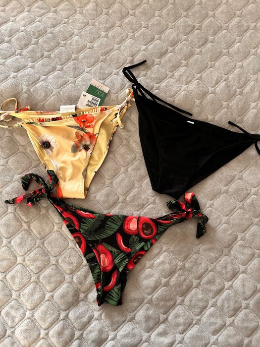 Купальники жіночі