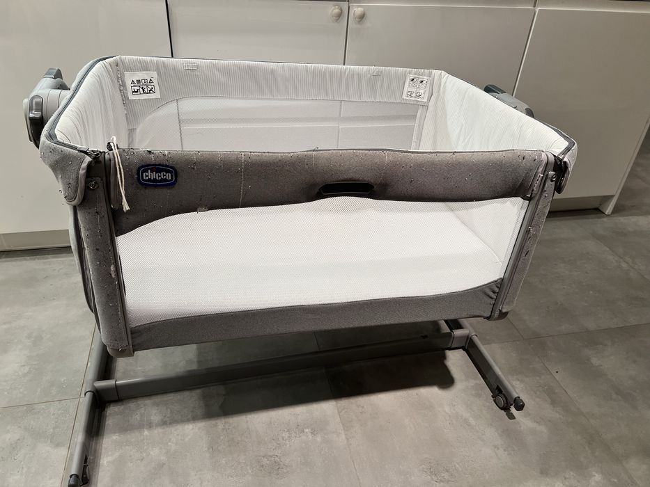 Chicco Next2Me Magic – łóżeczko dostawne – używane, świetny stan