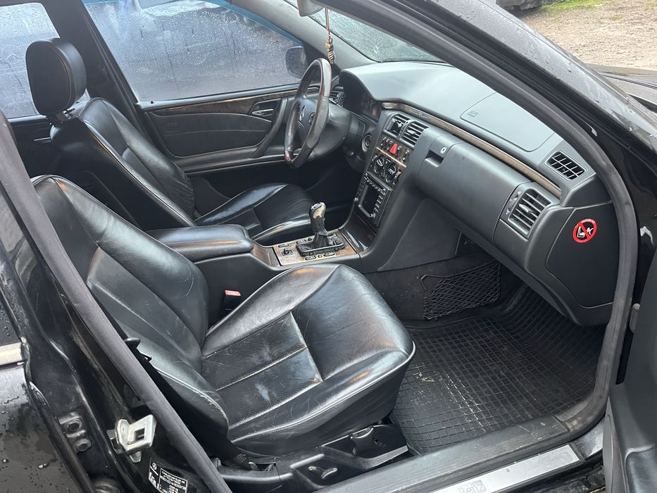 Mersedes E270 w210 2.7CDI Рестайлінг