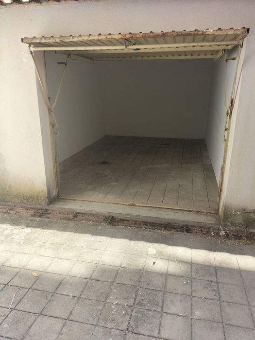 Garagem no Saldanha com 16m2