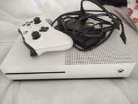 Xbox One S 500GB + 2 jogos + Disco Externo 1TB