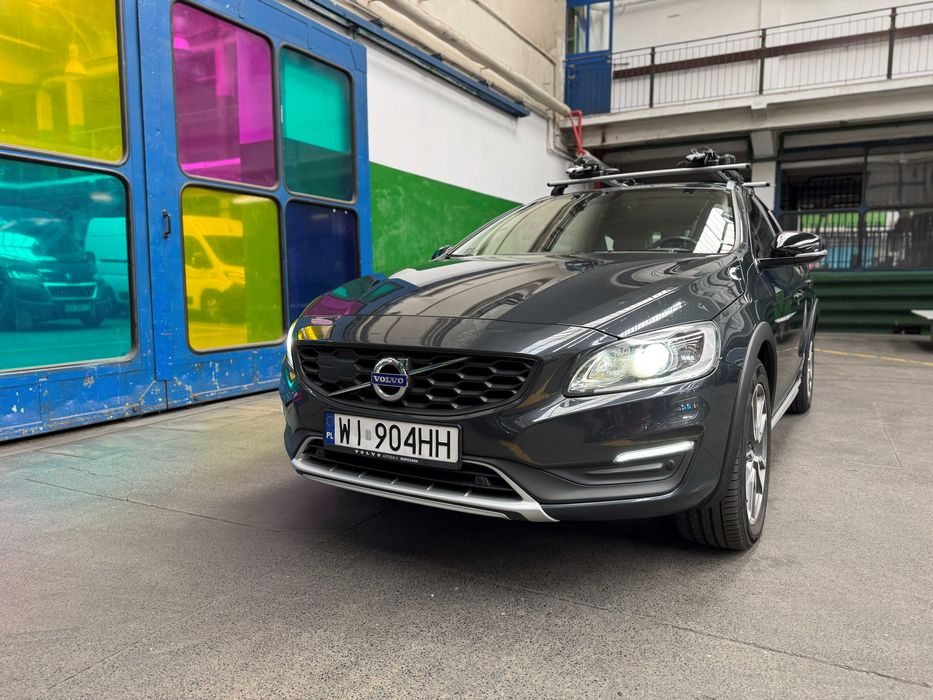 Zadbane VOLVO V60CC
