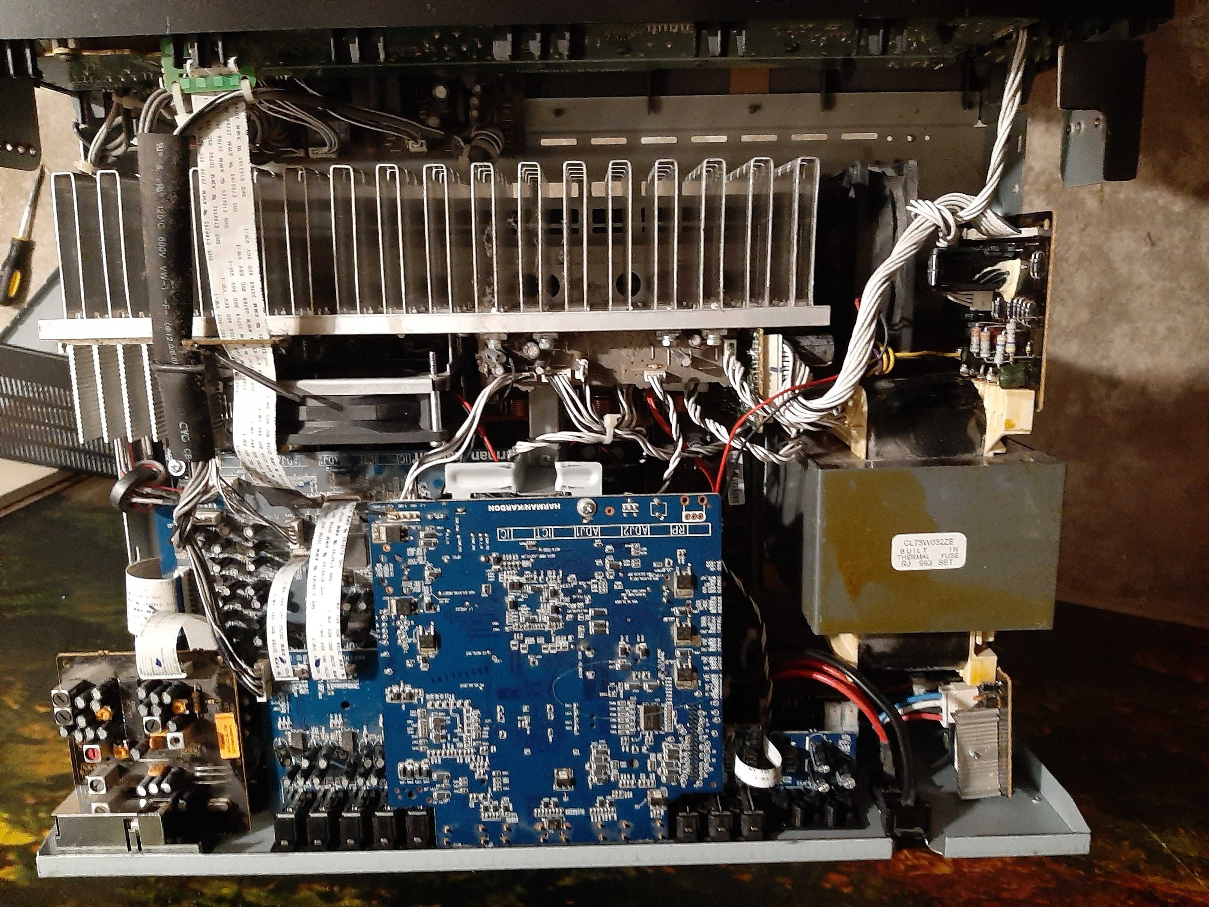 Harman Kardon AVR 260/230, Uszkodzony