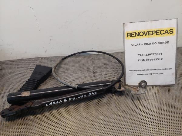 Encaixe de cinto frente direito OPEL Corsa B Van