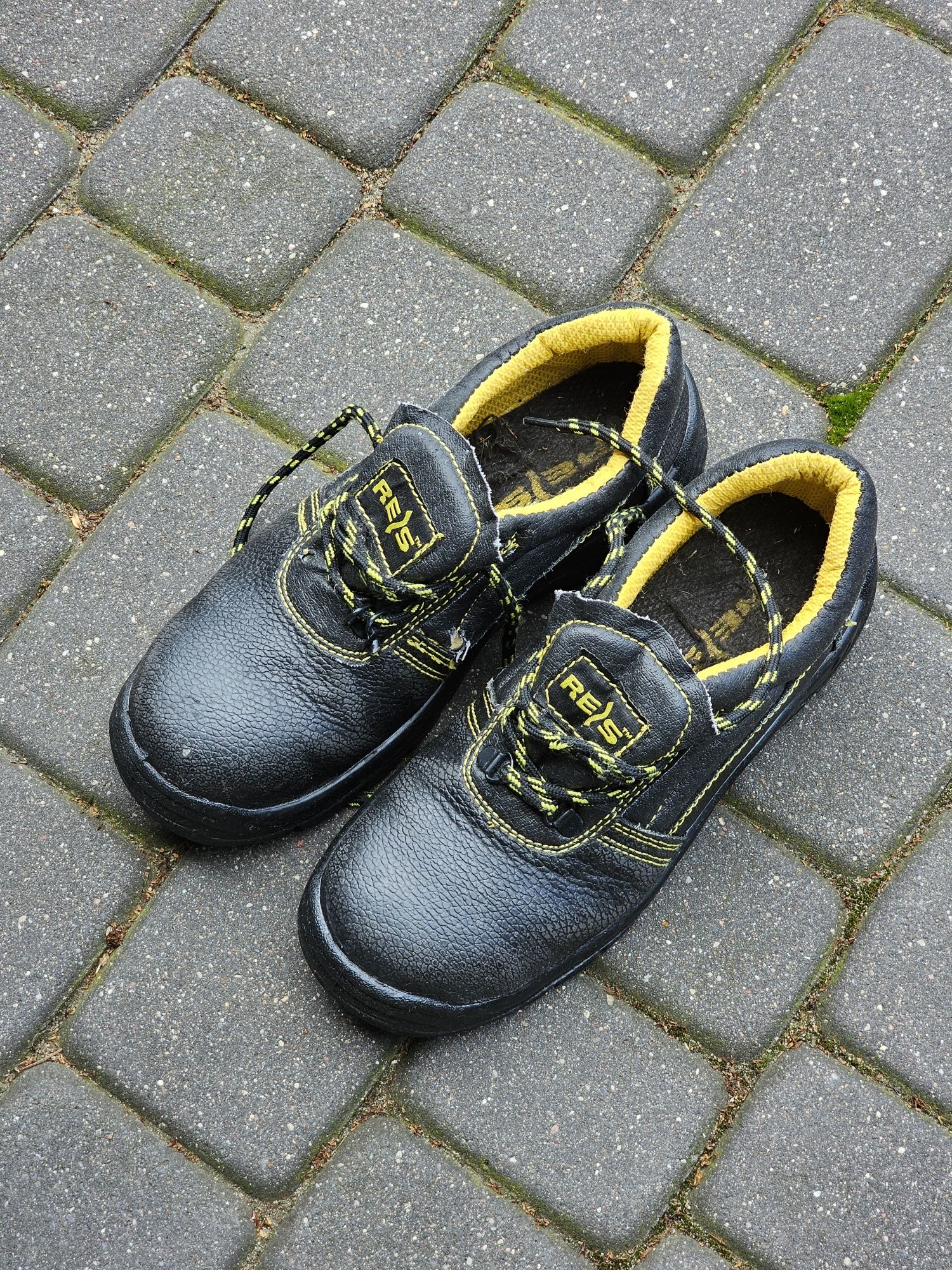 buty robocze rejs reis r40