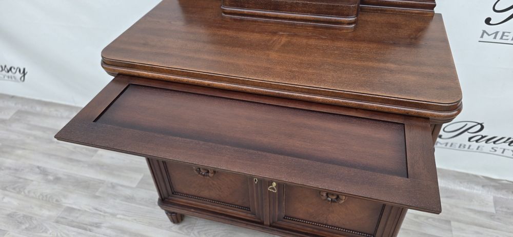 Komoda stylowa Międzywojnie Antyk Pomocnik