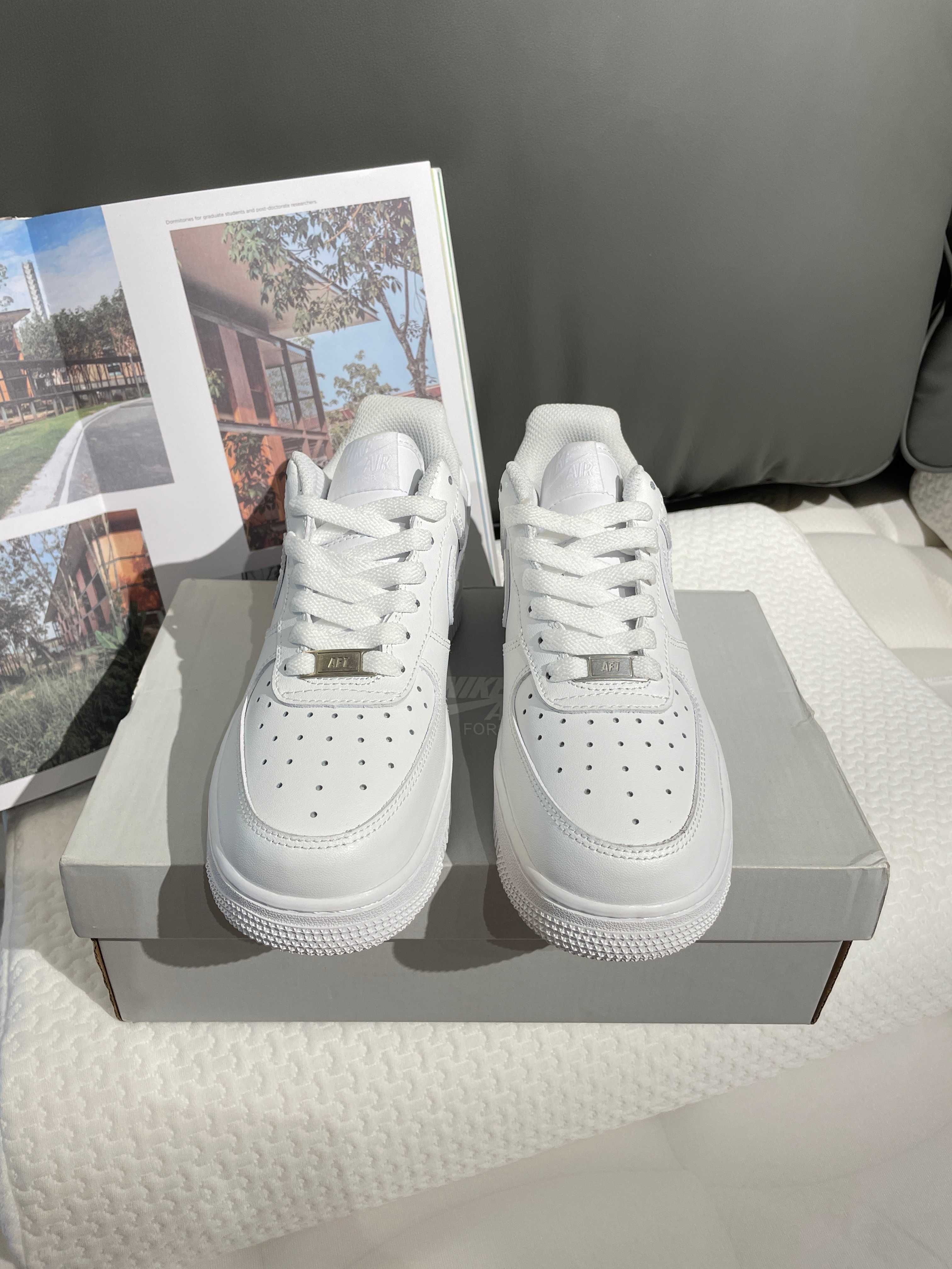 Nowe/Nike_AirForce1White "Oryglnał Trampki" R.42