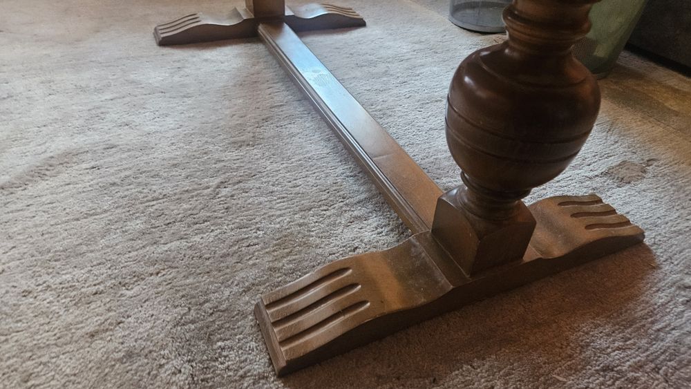 Stolik kawowy z blatem kamiennym