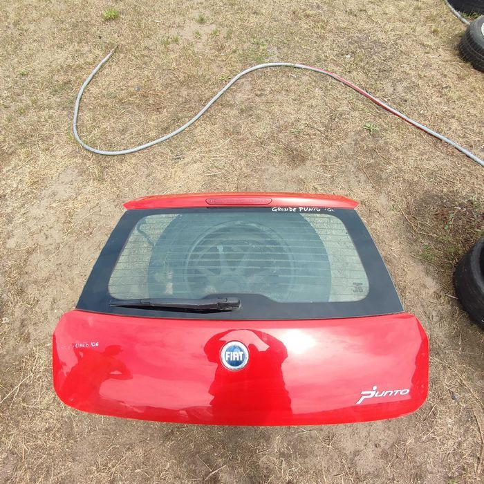 Klapa bagażnika Fiat Grande Punto 176/A Rosso Passionale