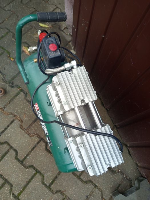 Bezolejowy kompresor parkside psko 2410 a1