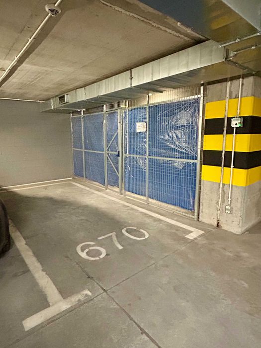 Garaż podziemny z boksem - Warszawa – Bliska Wola
