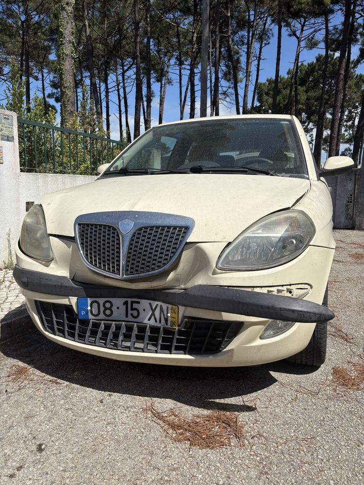 Lancia Ypsilon 1.2 (2004) – 167.024 km – Para reparar