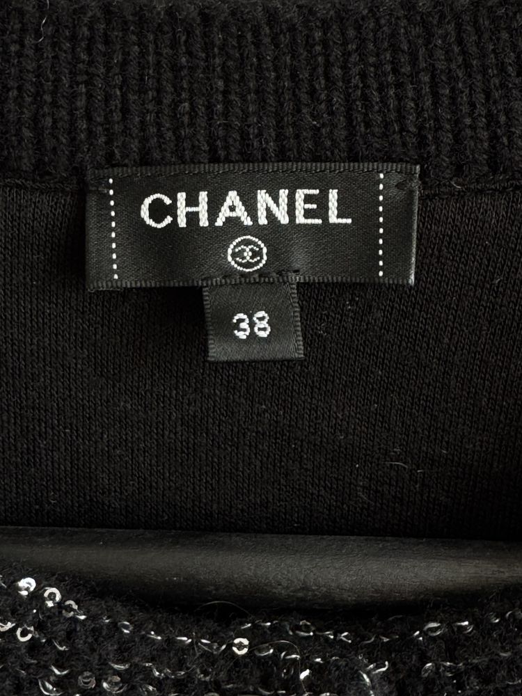 Chanel cardigan z guzikami CC sweterek