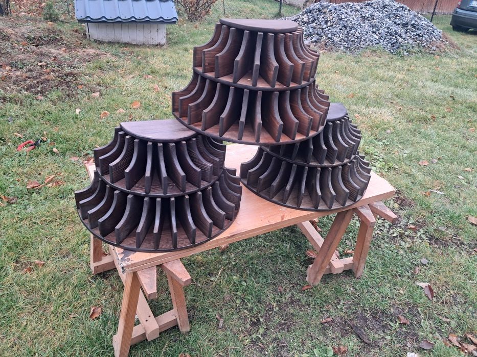 Stojak na siekiery , toporki