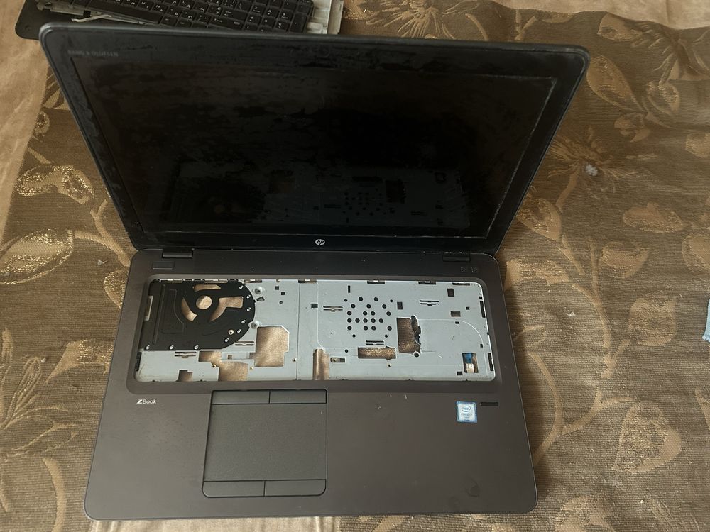Ноутбук hp zbook 15u g3