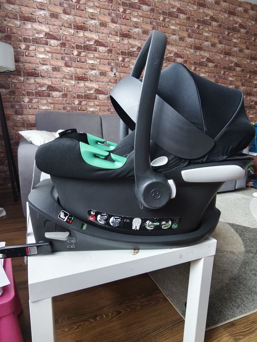 Fotelik Cybex Aton B2 i-Size + baza Isofix