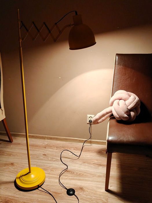 Lampa Meble VOX Collo żółta podłogowa stojąca