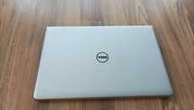 Laptop dell, minimalne ślady użytkowania