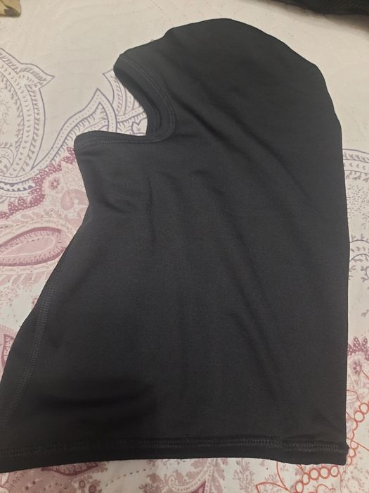 Продам термо  підшоломник ,Балаклава новий ..