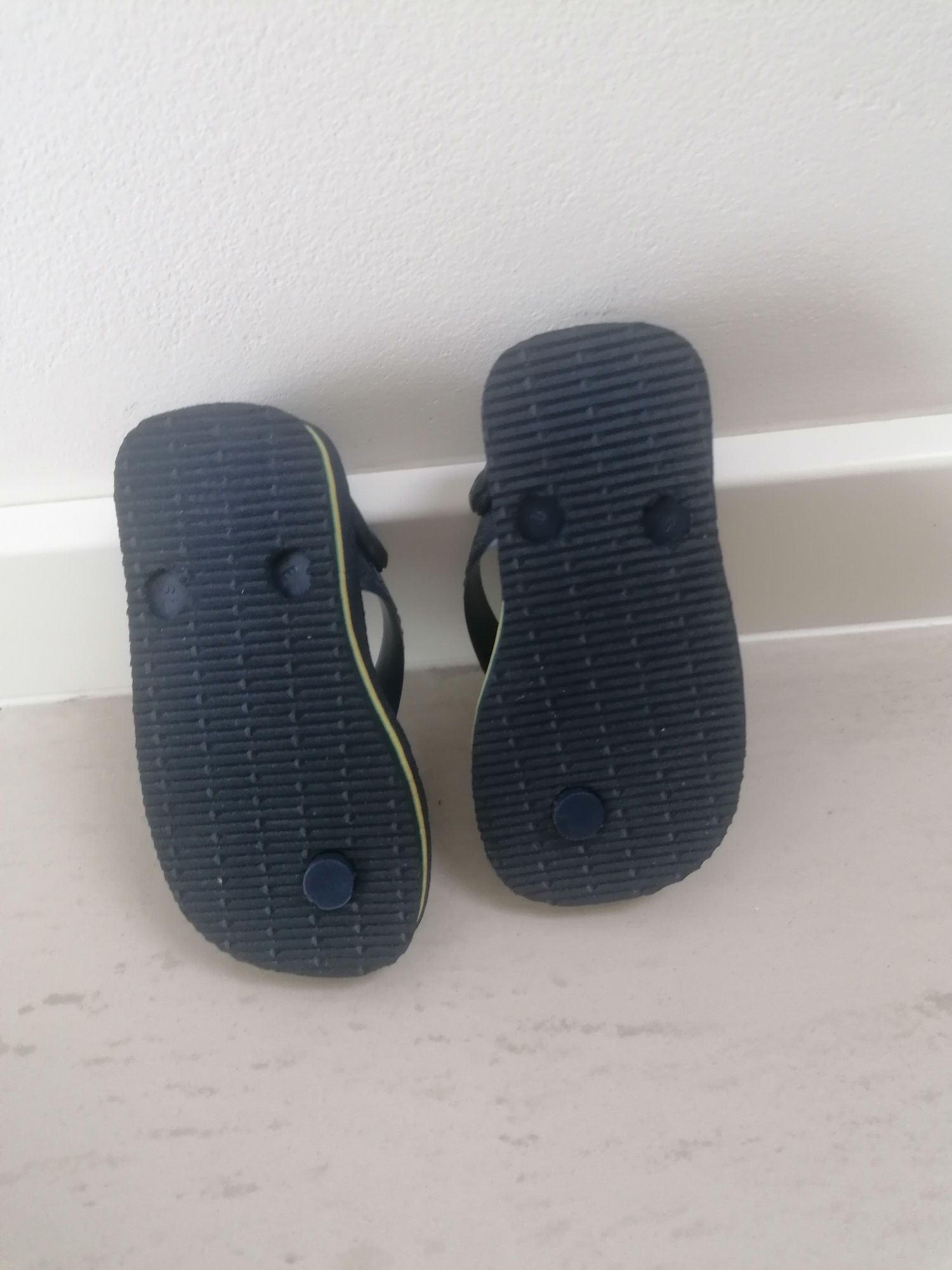 Havaianas r. 19 chłopięce klapki