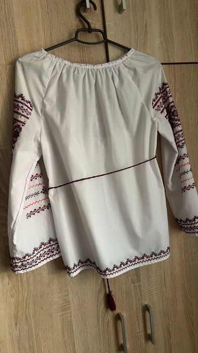 Вишиванка жіноча / розмір XS-S