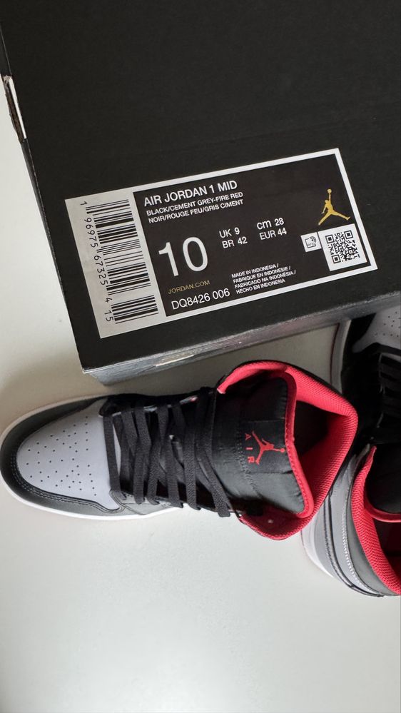 Nike Air Jordan 1 Mid Black Cement Grey rozmiar 44 wkładka 28 cm