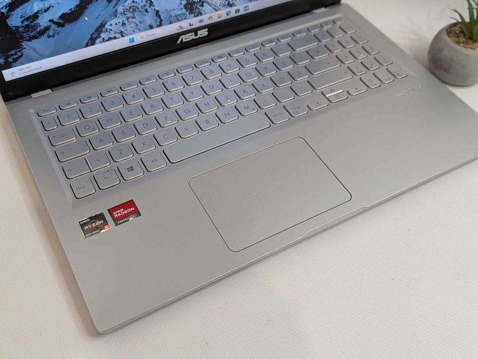 ASUS VivoBook 15 M515UA (15.6"/IPS/Ryzen 5 5500U/12RAM/256GB SSD)Vega7