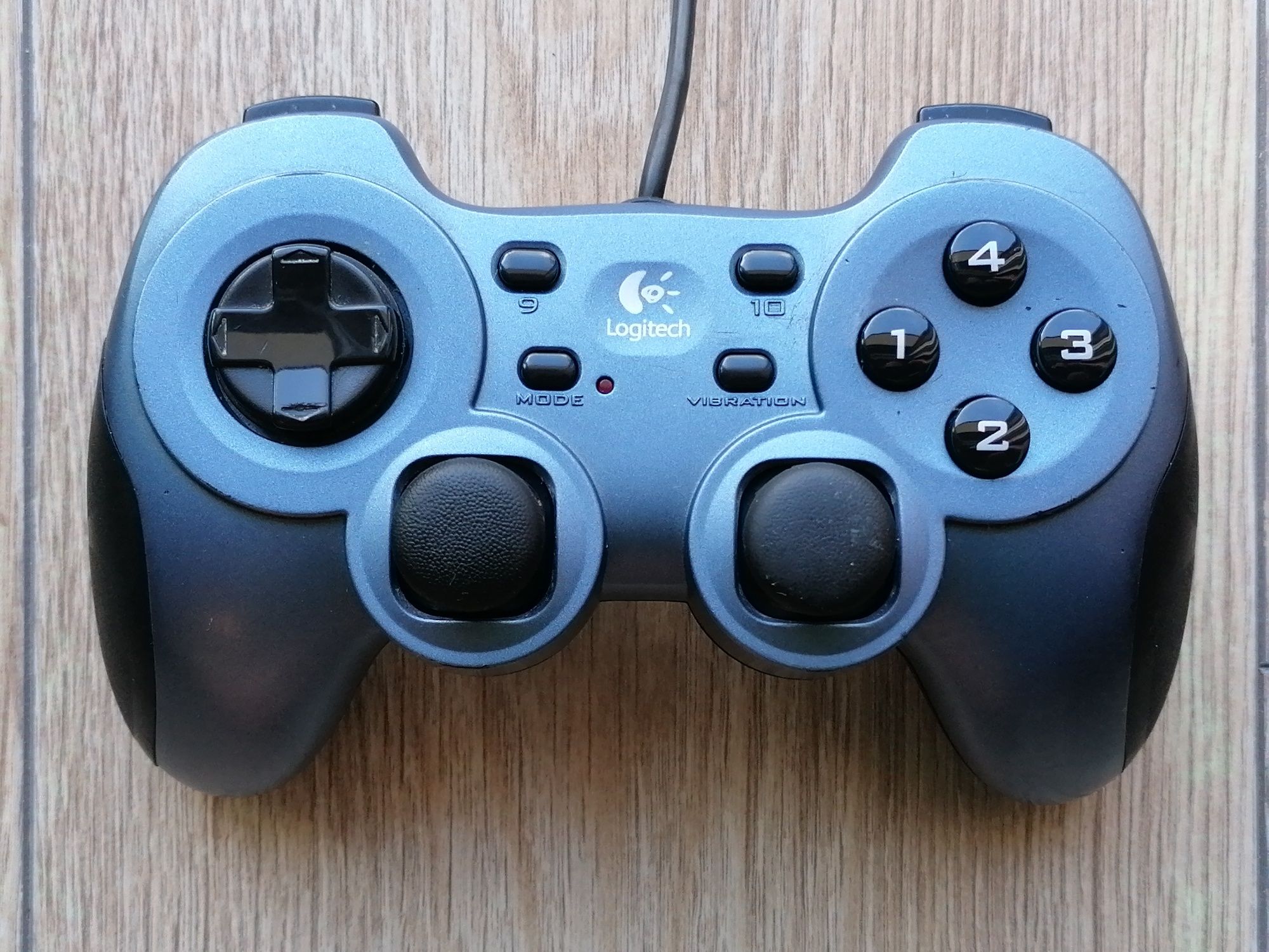 LOGITECH RumblePad 2 Gamepad Pad Joypad do komputera LOGITECH