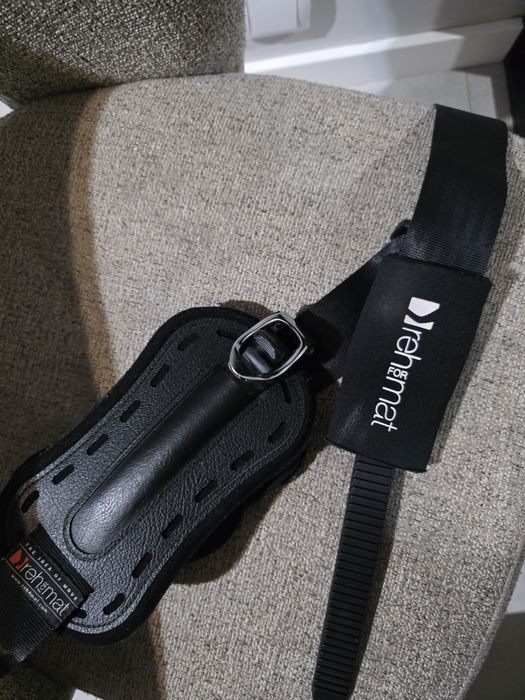 Orteza na rozejście spojenia lonowego / bol miednicy